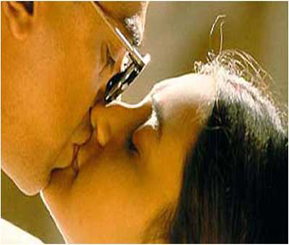 Sonakshi Sinha Says I don't want kiss to Kamal Hassan